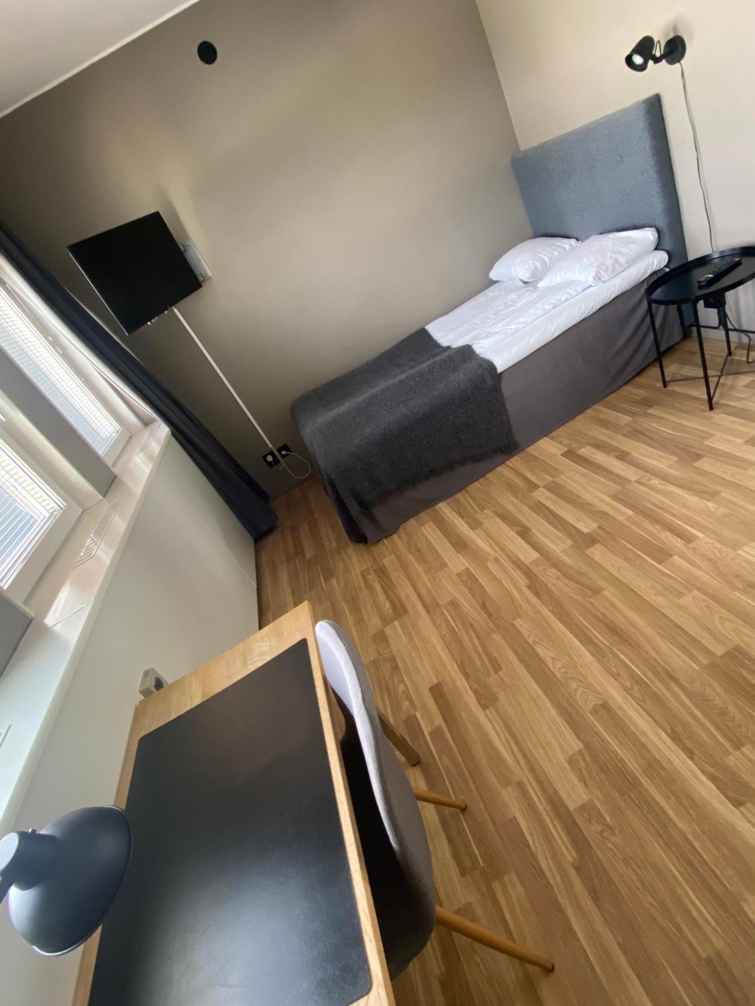 Hotell City Хернёсанд Экстерьер фото